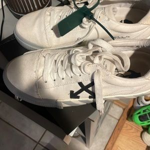 Off white gym shoes